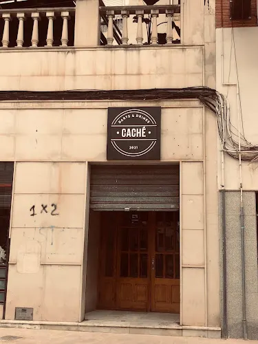 Caché darts&drinks - Petrer