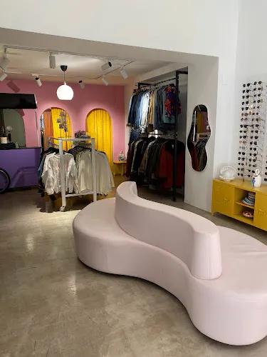 Ghetto Gato || Vintage Clothing Store Alicante - Alicante