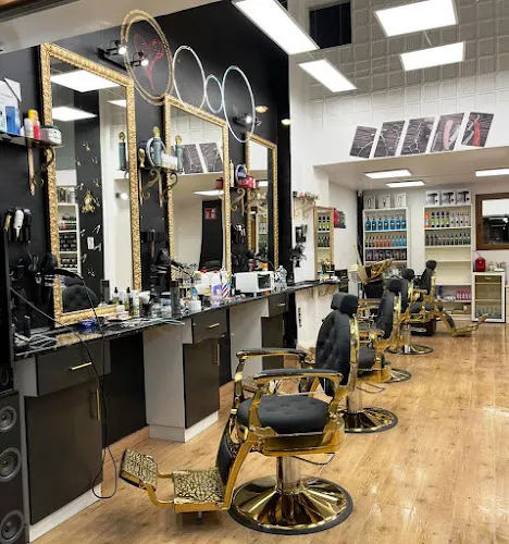 PELUQUERÍA BARBERíA TANGER - Calpe