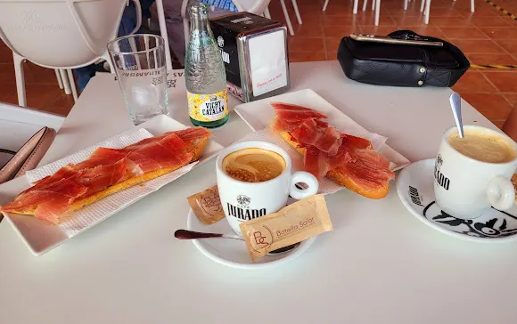Cafetería El R