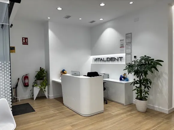 Clínica Dental Vitaldent - Elche