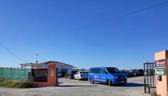Monster Parking - Alicante