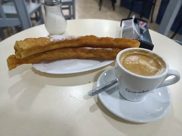 Churrería Chocolatería La Artesana - Elche