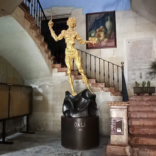 Escultura San Juan Bautista de Salvador Dalí - Alicante