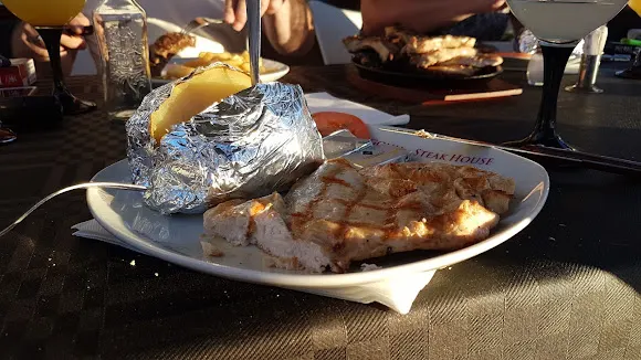 Patagonia Steak House - Benijofar