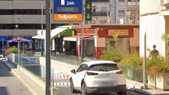 Parking Tomás Ortuño telpark by Empark