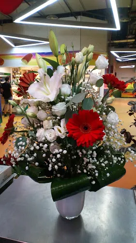 Floristería Crisángel ( vacaciones hasta el 28/08/2023 ) - Benidorm