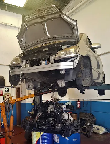 Kinesia Motors Deutsche KFZ Werkstatt - Taller de reparación de automóviles en Torrevieja