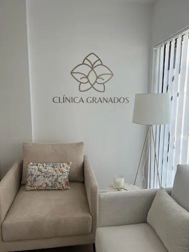 Clínica Granados Almoradí