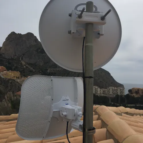 MASMOVIL ALBIR. Comsertel Costa Blanca S.L.