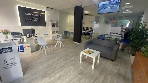 AUTOESCUELA JAIME