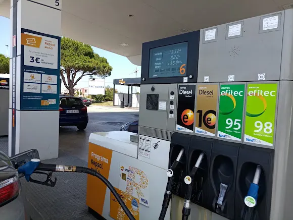 Estación de Servicio Repsol - Santa Pola