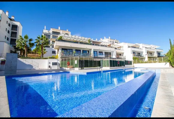 Lomas de Campoamor R10