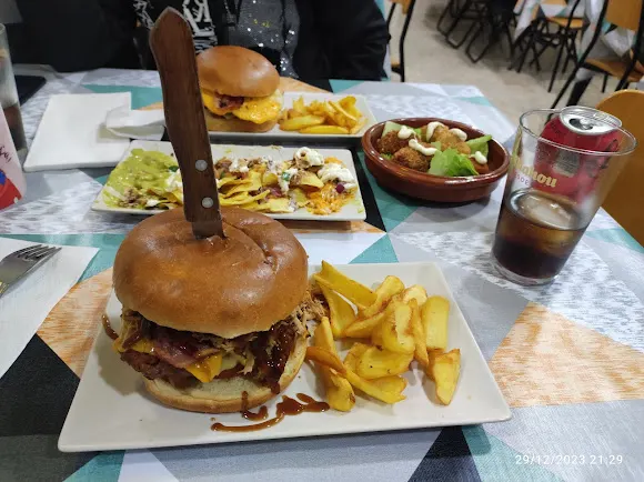 Burger Abuela Rabiosa - Novelda