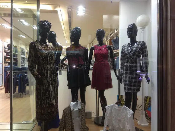 FAROS MODA