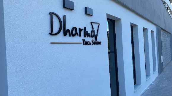 Dharma Yoga Studio - Alicante