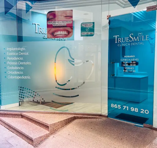 CLINICA DENTAL TRUESMILE - Elche