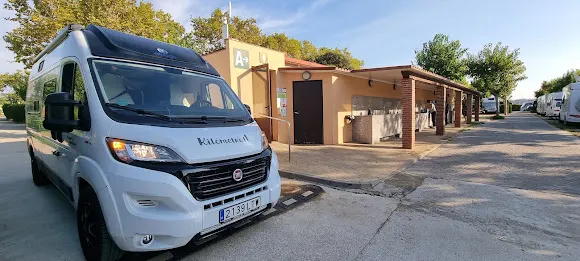 Kilometro 11, Autocaravanas y Campers - Alicante