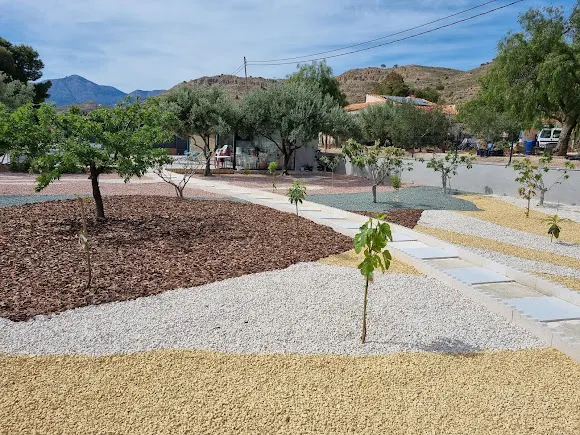 Guijarro Jardines - Jardineros en Alicante - San Vicente del Raspeig