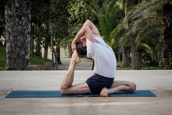 YogaElx. Yoga Elche Alicante. Centro de Yoga Iyengar