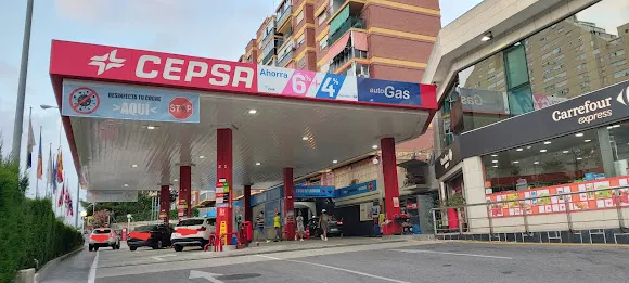 Estación de servicio Cepsa - Alicante