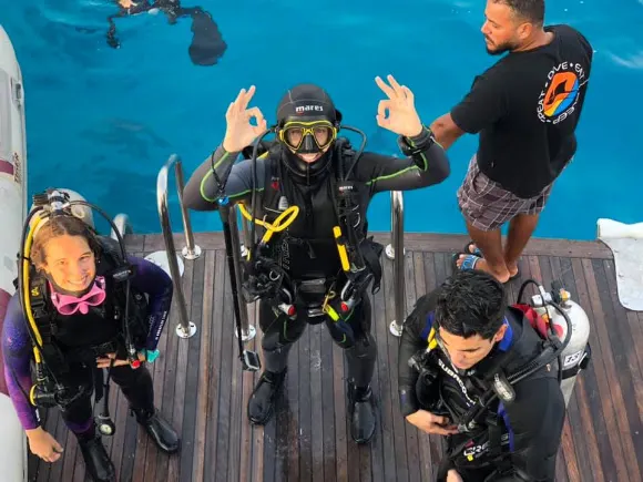 FOURDIVERS