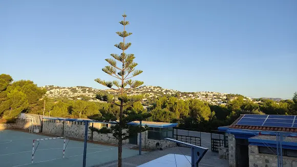 Albergue Juvenil La Marina
