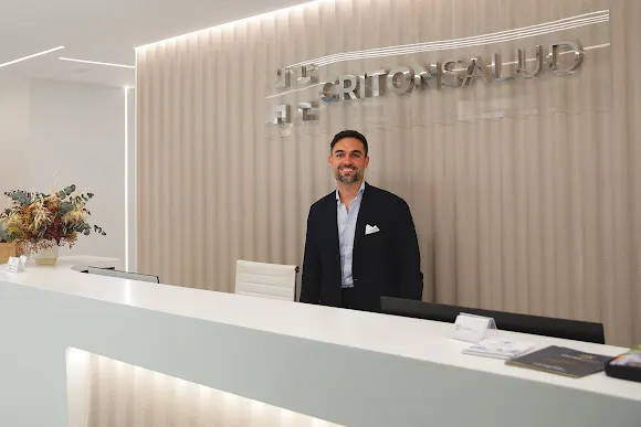 Dr Antonio Muñoz