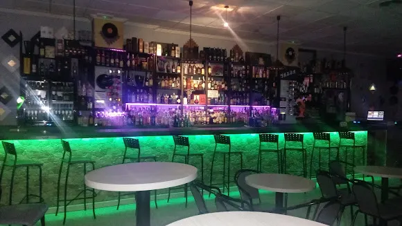 Pub karaoke YABBA - Petrer