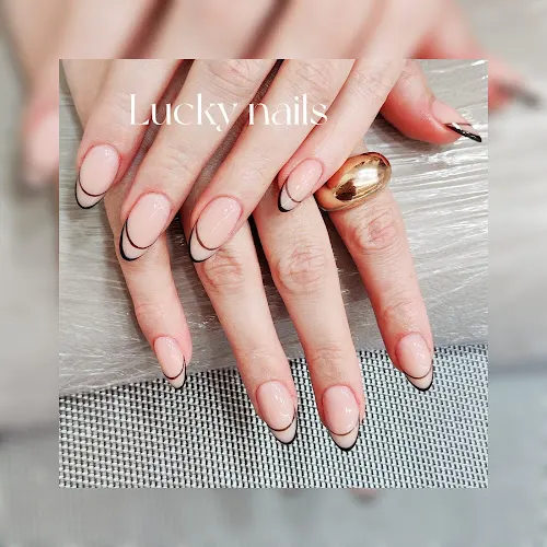 LUCKY NAILS