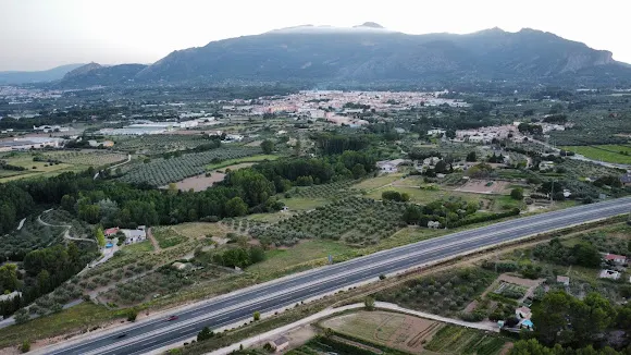 Cela De Núñez - Muro de Alcoy