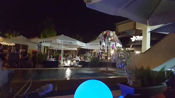 SUGAR TERRACE BAR