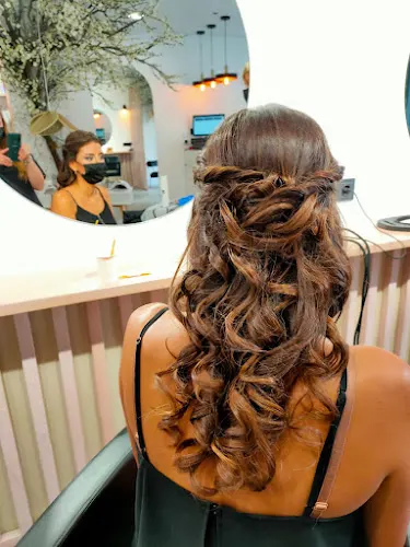 Colors Unisex Stylist - Peluquería - Calpe