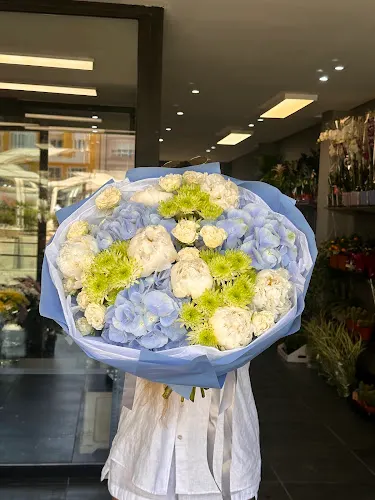 Besos de Flores - Torrevieja