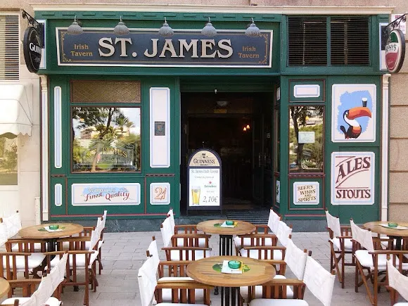 ST. James irish-tavern - Alicante