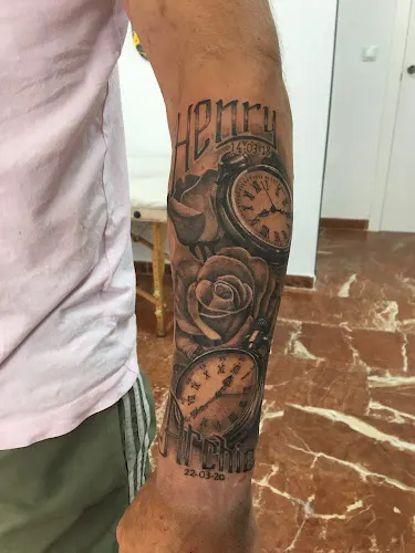 Sextum Delirium Tattoo - Finestrat