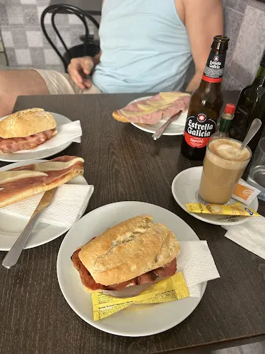 Bar Café con Leche