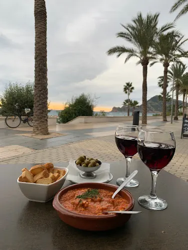 Bistro " La Liebre "