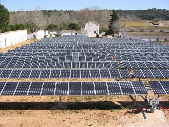 Ennova Renovables Fabricantes Soportes Hormigón y Estructuras Solares