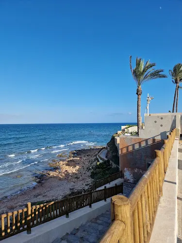 Contenedores en Cabo Roig