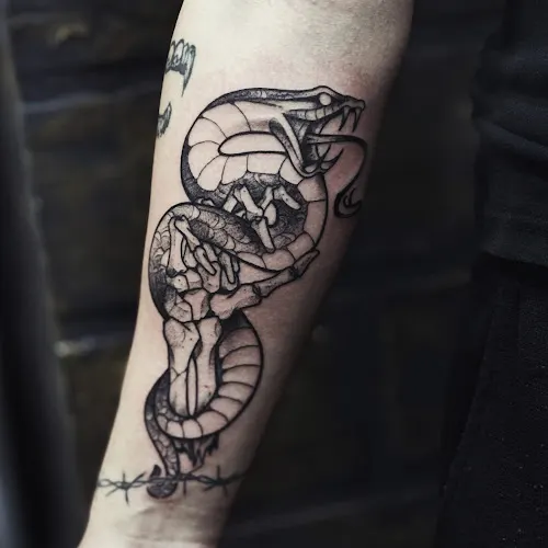 GHOST TATTOO SHOP