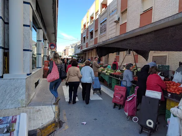Mercadillo del Viernes - Pilar de la Horadada