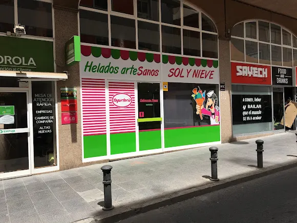 Helados Artesanos Sol Y Nieve