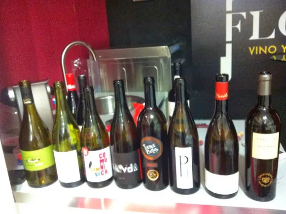 Tiza y flor. Vino y cultura. - Alicante