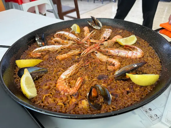 Restaurante Que Rico Puerto De Alicante - Alicante