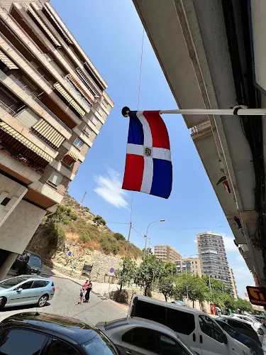 Consulado de La República Dominicana en Alicante, Reino de España. - Alicante