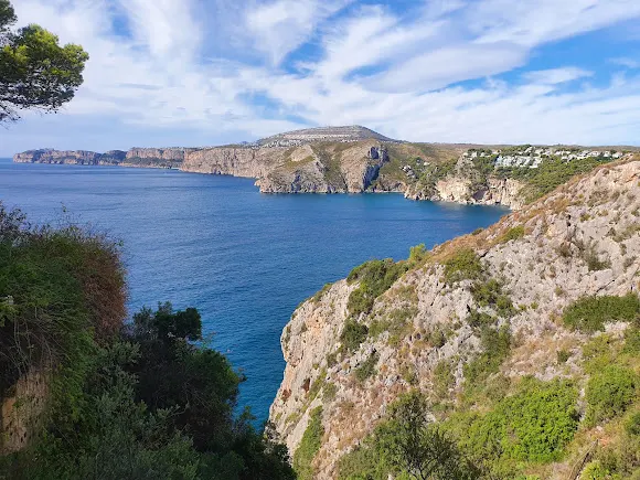 Cova del Llop Marí