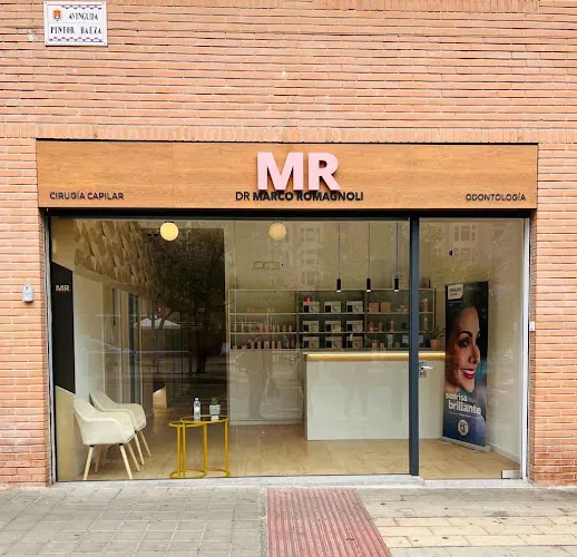 CLÍNICA DR MARCO ROMAGNOLI / INJERTO CAPILAR Y MEDICINA ESTÉTICA ALICANTE - Alicante