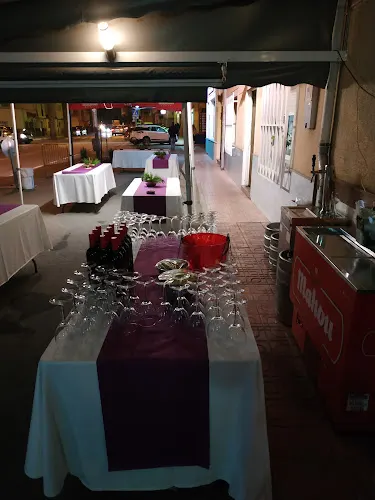 Bar pilar