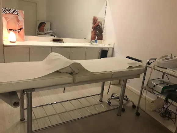 Essensuals Samper Centro Médico Estético - Callosa de Segura